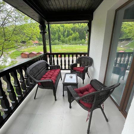 Castle Residence Apt. Eminescu Buşteni Extérieur photo